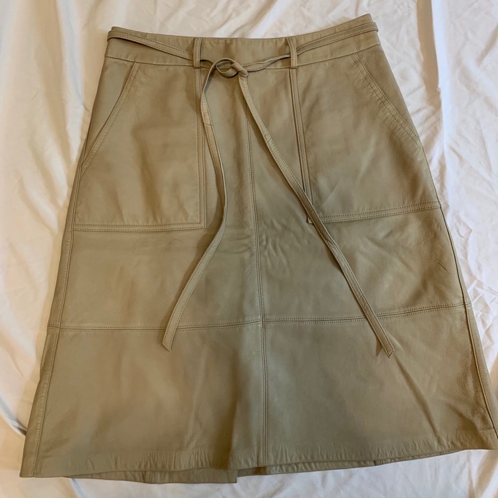 Banana Republic leather skirt